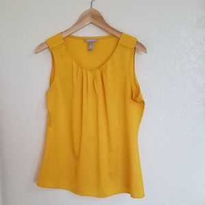 BANANA REPUBLIC Yellow Gold Silky Top Size M